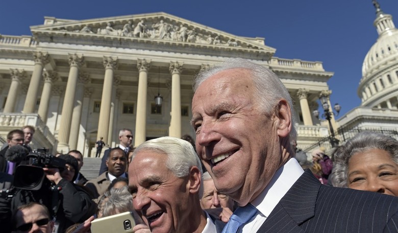 Charlie Crist Says What No Other Dem Candidate Will About Biden