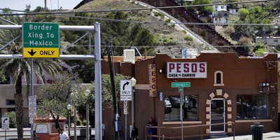Unclear New Threat Prompts US Travel Restrictions in Nogales