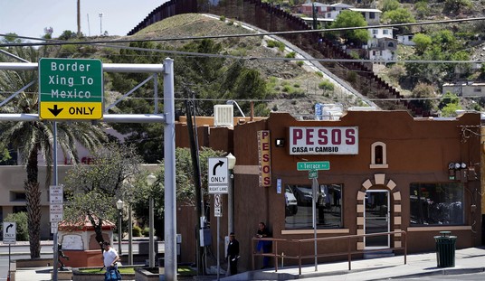 Unclear New Threat Prompts US Travel Restrictions in Nogales