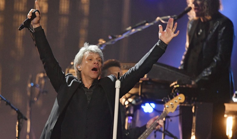 'I'll Be There for You': Singer Jon Bon Jovi Saves a Woman in Crisis (WATCH)