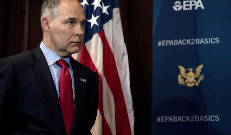 A Handful of Republicans Now Want Pruitt to Resign