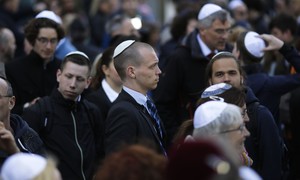 New Poll Reveals a Surprising Shift Among Jewish Voters That Could Spell Trouble for Democrats