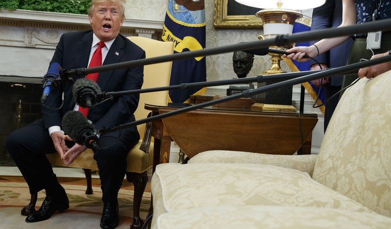 ICYMI: White House Chimes in on Viral 'Laurel' vs. 'Yanny' Debate 