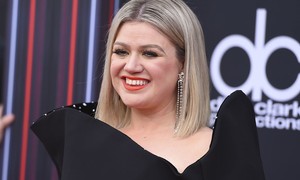 Pretty Woman Moment: Kelly Clarkson Publicly Shames Brooklyn Shop After Being Judged As Broke
