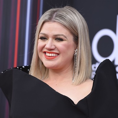 Pretty Woman Moment: Kelly Clarkson Publicly Shames Brooklyn Shop After Being Judged As Broke