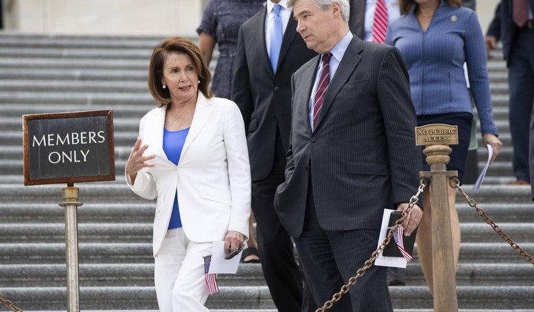 ICYMI: More Republicans Than Democrats Pay Their Interns in Congress 