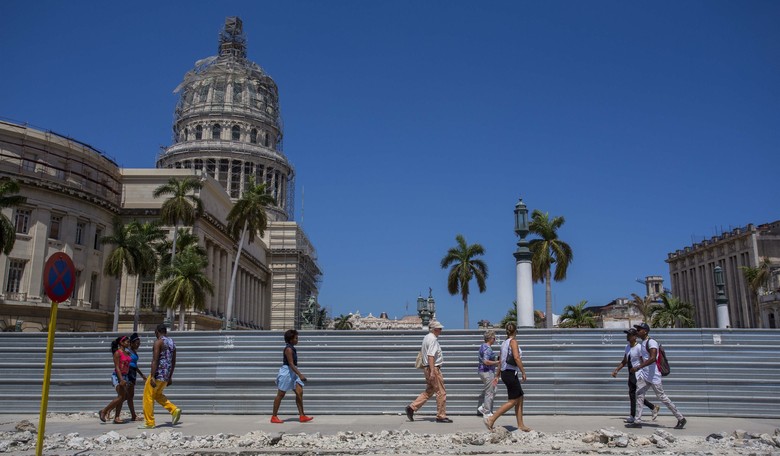 That's the Night That the Lights Went Out in Cuba (For Real This Time)  