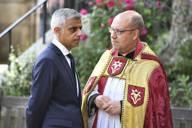 Police Believe There Are 4,000 Sex-Exploitation Gang Cases in London
