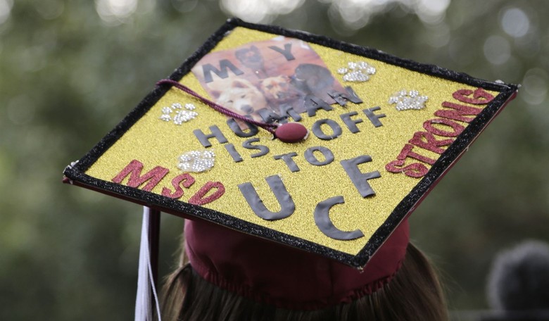 AZ's Largest School Dist. Does the Right Thing, Allowing Grad to Honor National Guard During Commencement