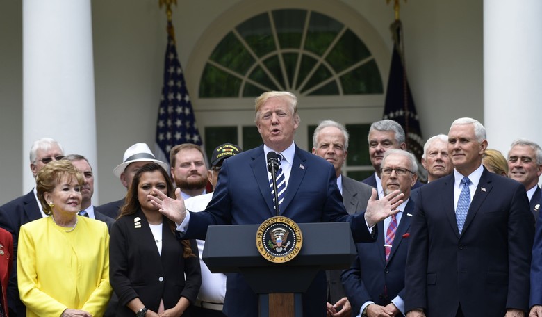 2018 Elections: Pollster Says GOP Has To Do These Two Things To Win Over Voters For The Midterms 