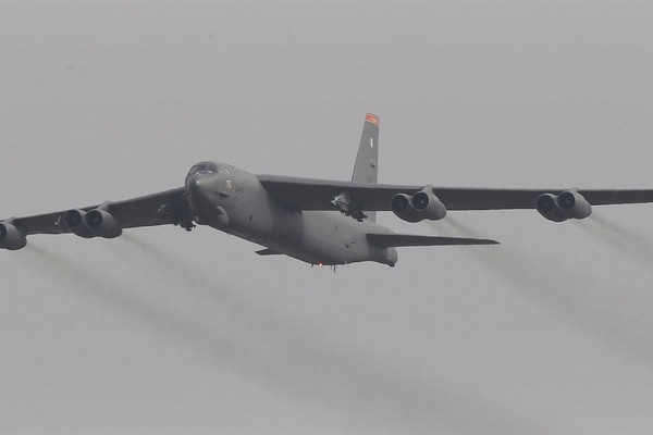 B-52 Crashes After Take-Off at Edwards Air Force Base