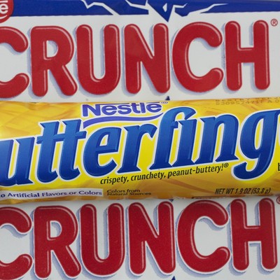HOA Pushes Treat Equity by Asking Neighbors to Only Hand Out Fun-Size Candy Bars