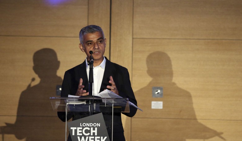 London Mayor Calls Trump  a 'Global Threat' in Harsh Op-ed Ahead of State Visit