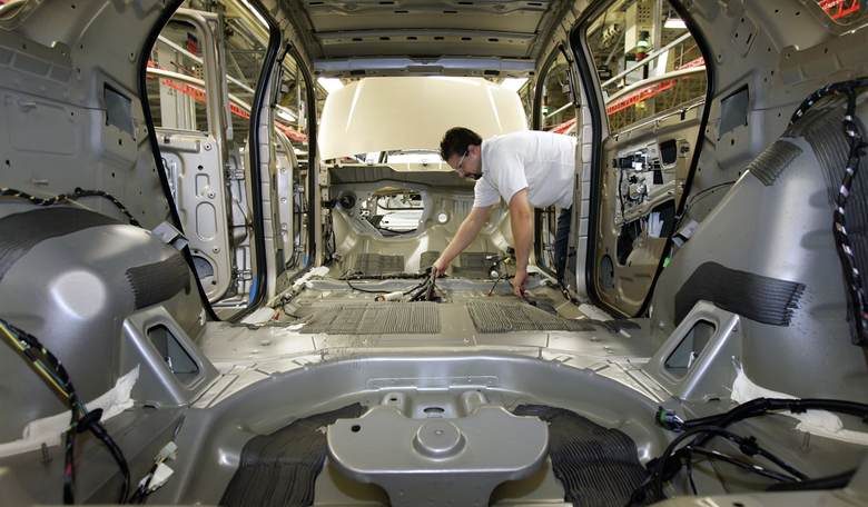 United Auto Workers Remember Trump's Promise to Keep Their Jobs 