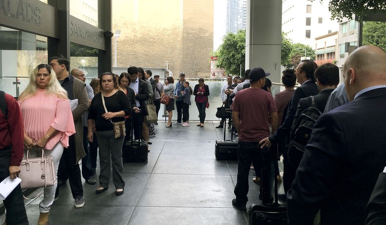 Madness: Migrants Rush the Border From Arizona to Texas