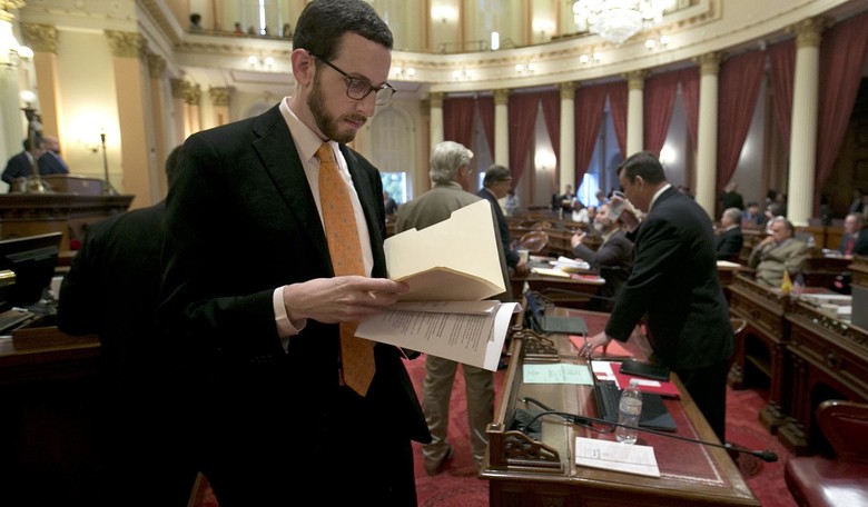 Scott Wiener Threatens Sinclair As Kimmel Returns, Exposing the Left’s Free-Speech Double Standard