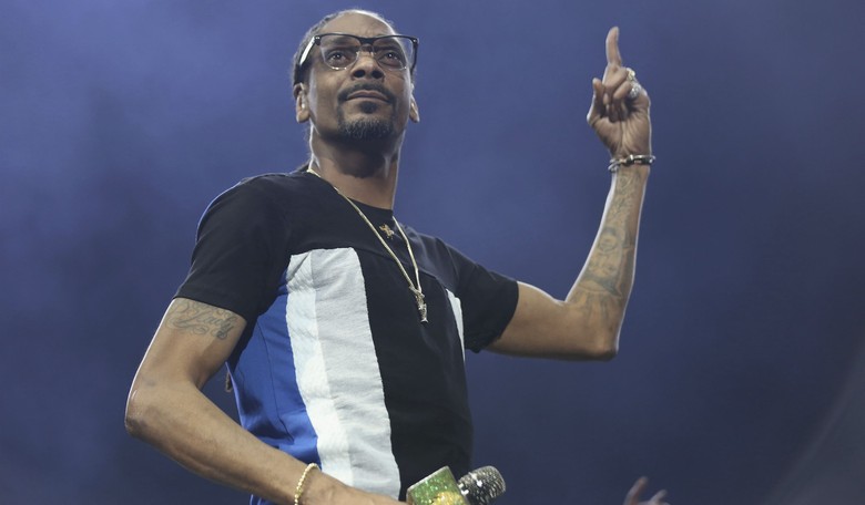 Naw Dogg: Rep for Rapper Snoop Says LGBTQ Apology Was Fake News