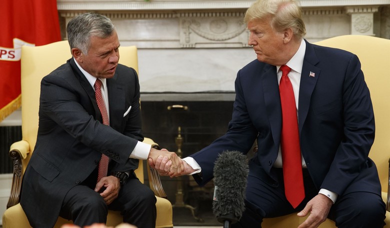 Trump Holds the Line on Gaza Ahead of Hosting the King of Jordan 
