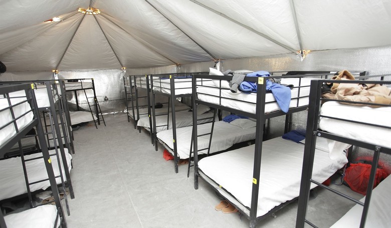 Here's Why the HHS Couldn't Reunite a Dozen Children at the Border...