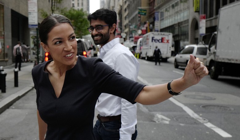 Ocasio-Cortez Joins Climate Change Sit-in Protest at Pelosi's Office