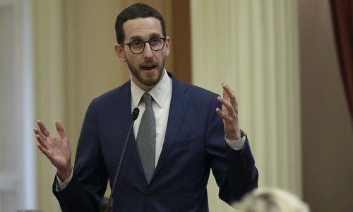 Why Jews Who Turn on Israel to Be Loved Still Get Hated