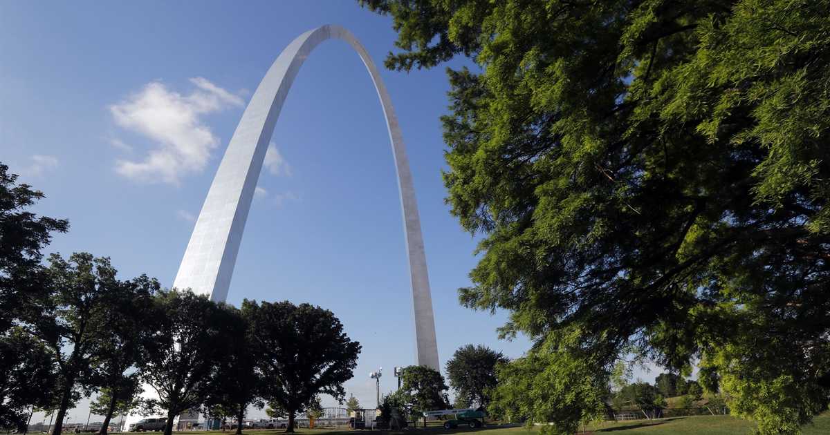 St. Louis Homeowners Win Sidewalk Squatter Lawsuit, Expose Who City Hall Puts First