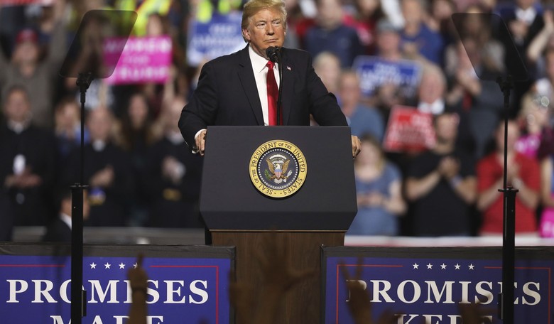Hispanic Unemployment Reaches Record Low, Media Praise Labor Force Rate