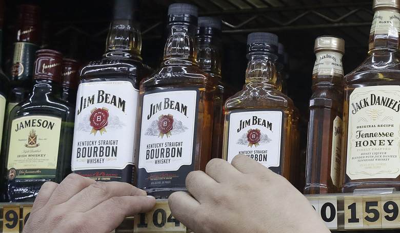 Surprising New Trend: Boomers Now Cutting Alcohol More Than Gen Z