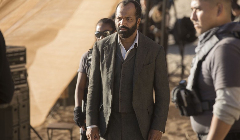 Backlash?! Actor Jeffrey Wright Responds to Non-Existent Criticism of His Turn As Batman's Jim Gordon