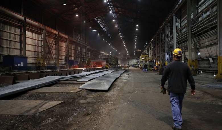 Trump Champions Second Industrial Revolution in Pittsburgh 