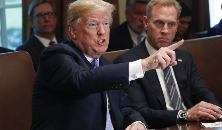 Trump Announces Mattis' Acting Replacement Starting Next Year