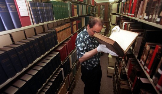 This Librarian Was Willing to Lose Her Job Because She Wanted Children to View Inappropriate Content