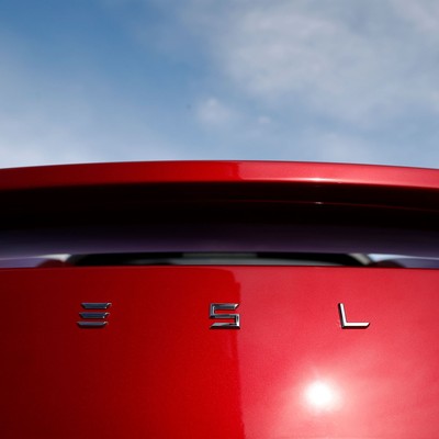 Elon Musk Unveils Prototype of Flying Tesla Roadster, and It Is Absolutely Insane