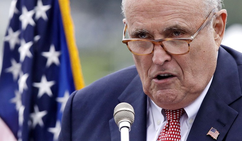 Giuliani on Russia Investigation: 'It's Going to Blow Up' on Mueller
