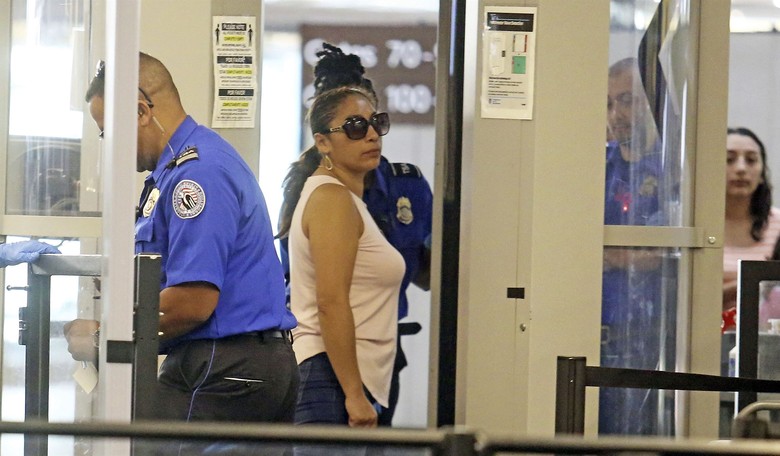 Former TSA Officer Sentenced To 25 Years 