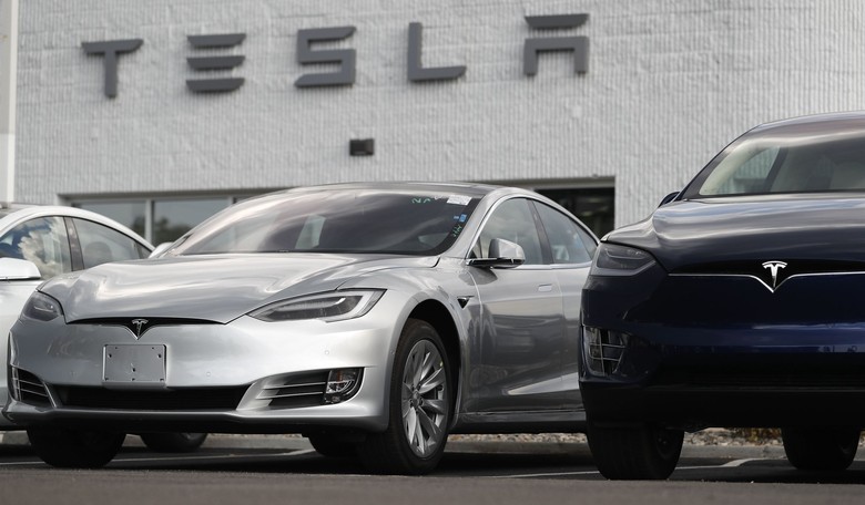 Elon Weighs in on Wild Video of Protesters Screaming at Ohio Tesla Owner