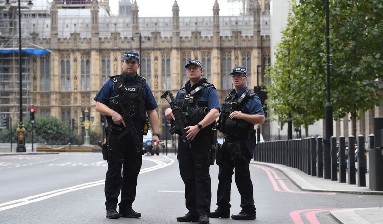 Here's the Phrase a UK Police Officer Said to a Jewish Man at a Pro-Hamas Rally That Caused an Uproar