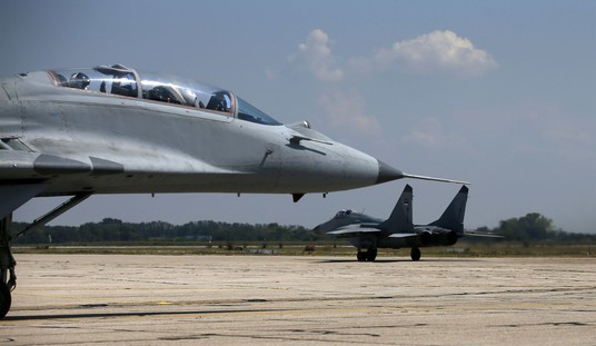 Former Air Force Pilot Arrested Over Allegations That He Trained Chinese Military Pilots 