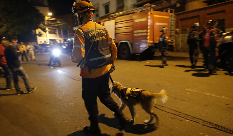Twin Earthquakes Devastate Venezuela, Kill at Least 164 As Rescue Crews Race Against Time (Video)