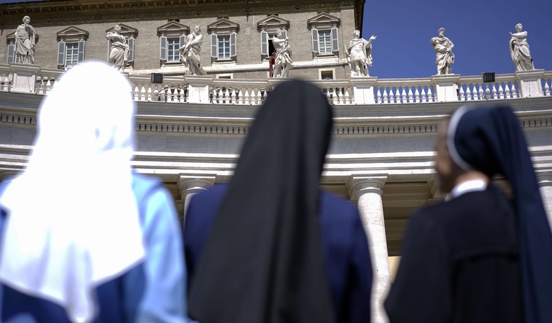 Catholic Nuns Are Once Again Force to Fight the Government