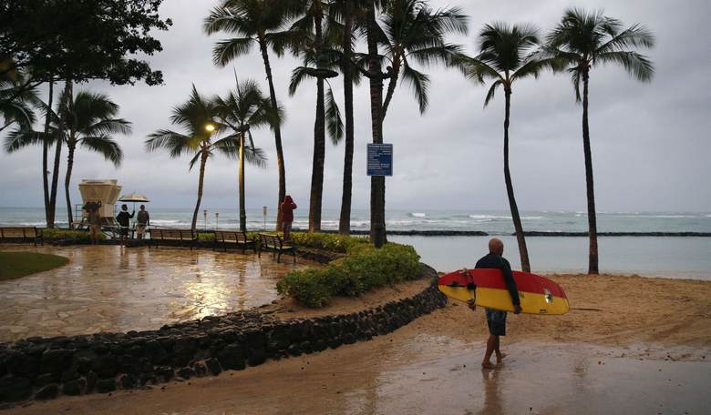 Special Agents Arrest Tourist in Hawaii After Social Media Pictures Show He Violated Quarantine