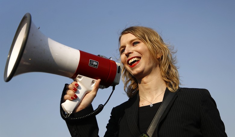 Here's What Caused Chelsea Manning to Post a Prepare for Civil War Tweet