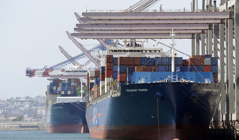 California Makes Everyone Else Pay for Its Climate Goals With $2.2 Billion Port Rule