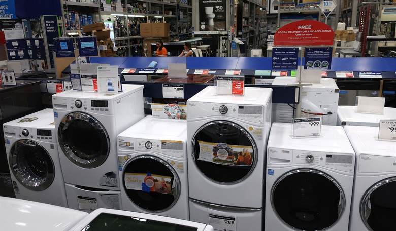 Republicans, Democrats Clash Over Energy Efficiency Rules for Appliances