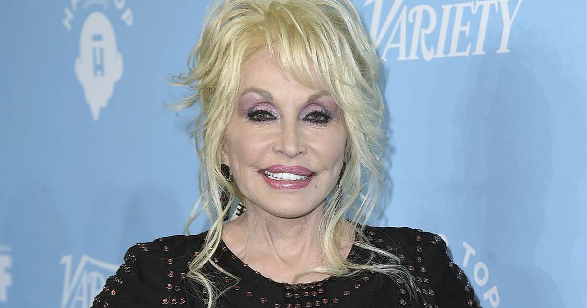 States Move to Cut Funding to Dolly Parton's 'Imagination Library'