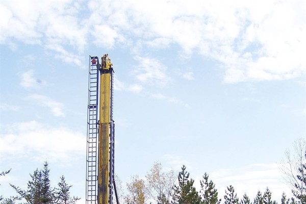 Dig Here or Bow to Beijing