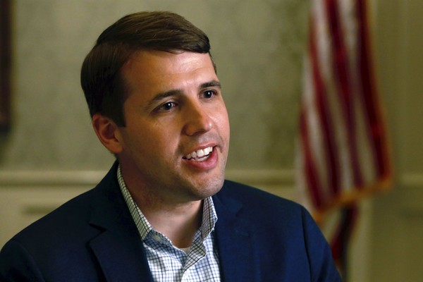 How Democrats Sell Themselves to the Public