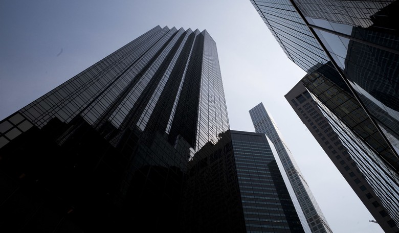 The Crisis of America's Upper Class