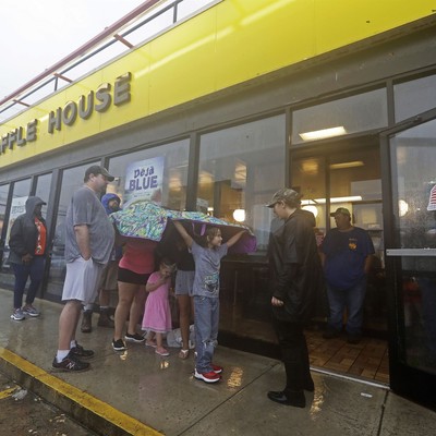 Waffle House Shames The Weather Channel, Which Deleted Its Hurricane Isaias Post
