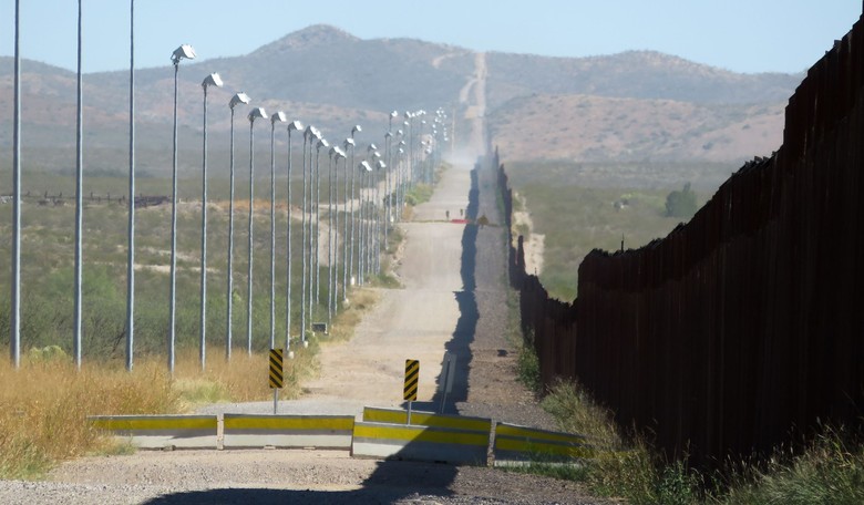 Trump's 'Compromise' on Border Wall